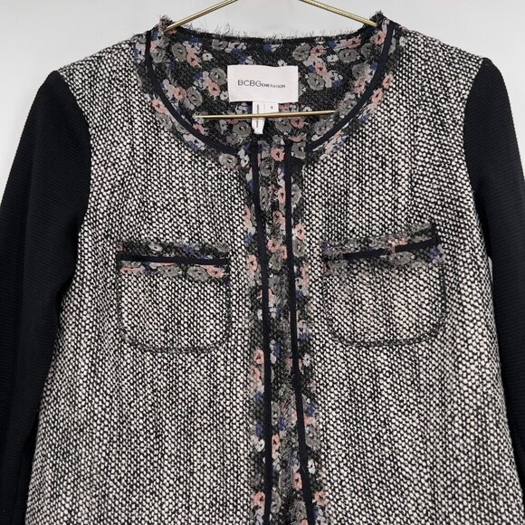 BCBGeneration Tweed Knit Sleeve Jacket Blazer S Black White Floral Trim - Picture 2 of 10